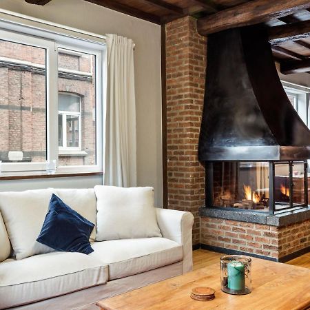 Stylish Apartment In Dinant Near The Maas Екстер'єр фото