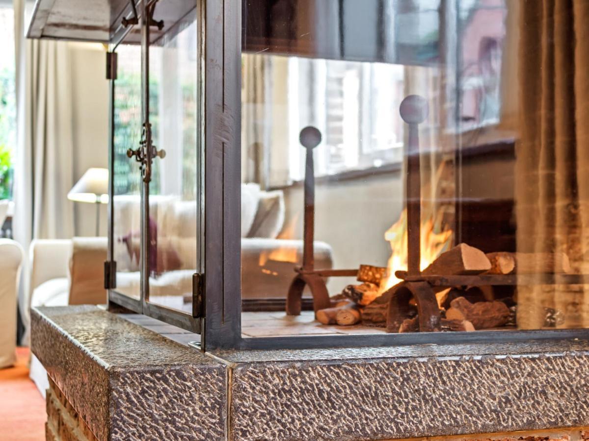 Stylish Apartment In Dinant Near The Maas Екстер'єр фото
