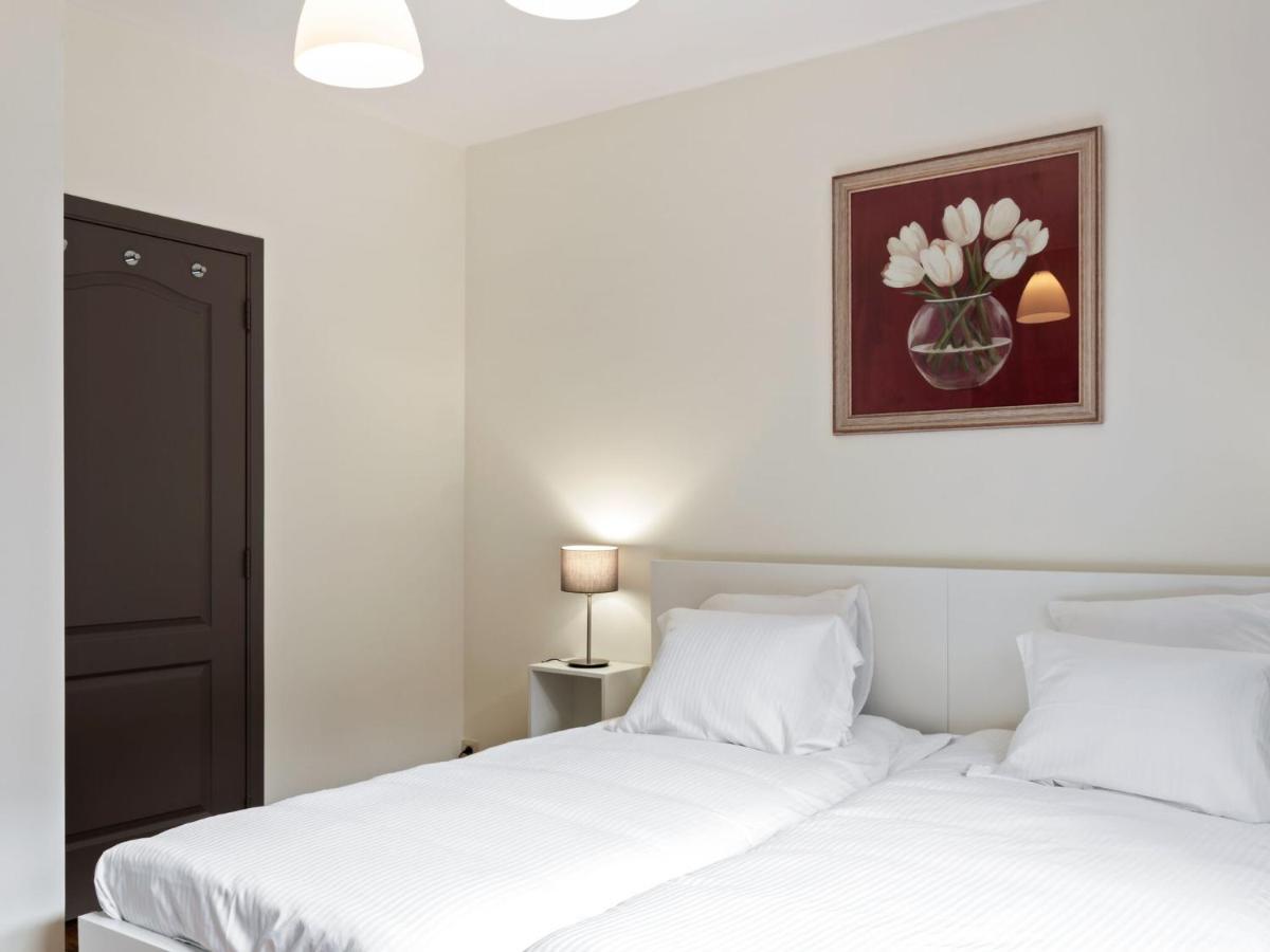 Stylish Apartment In Dinant Near The Maas Екстер'єр фото