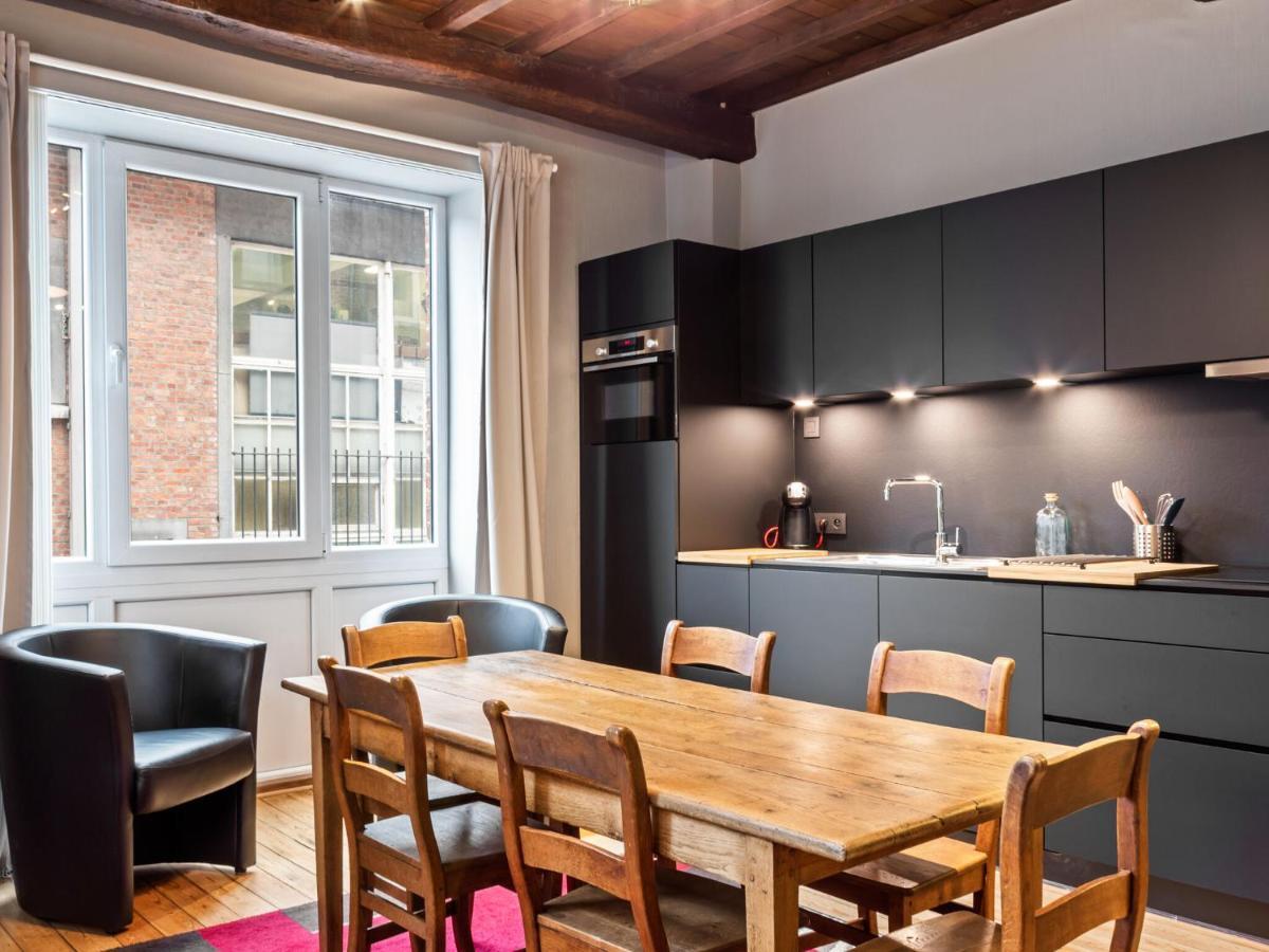 Stylish Apartment In Dinant Near The Maas Екстер'єр фото